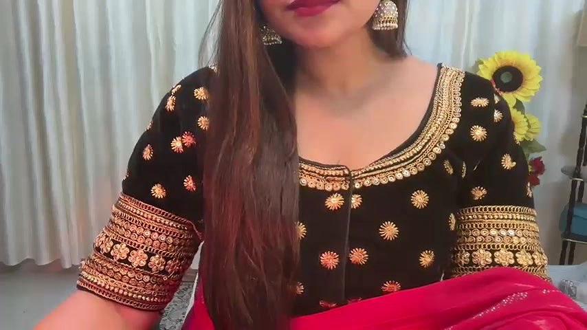 Stripchat-Public.Show-f-Mahimagic_doll-2025.02.16.182247