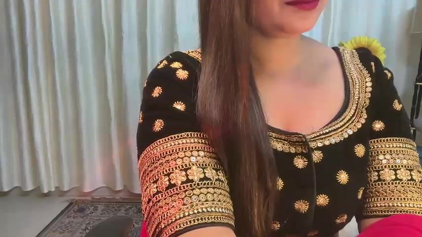 Stripchat-Public.Show-f-Mahimagic_doll-2025.02.16.183802