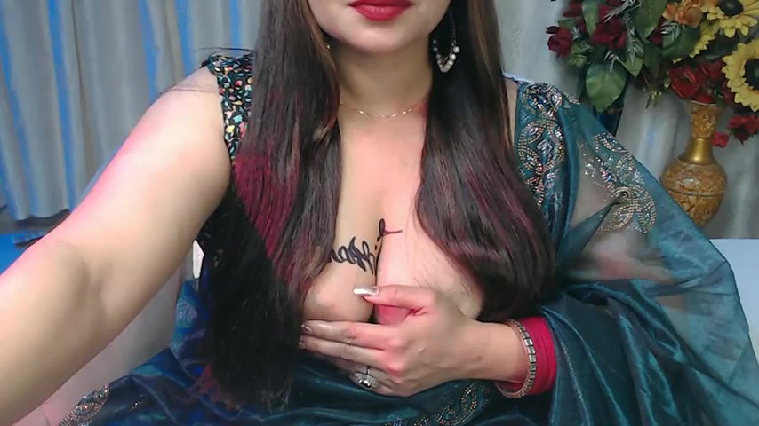 Stripchat-Public.Show-f-Mahimagic_doll-2025.02.26.150546
