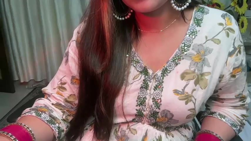 Stripchat-Public.Show-f-Mahimagic_doll-2025.02.27.194522