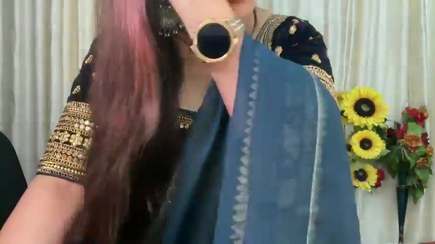 Stripchat-Public.Show-f-Mahimagic_doll-2025.03.17.070419