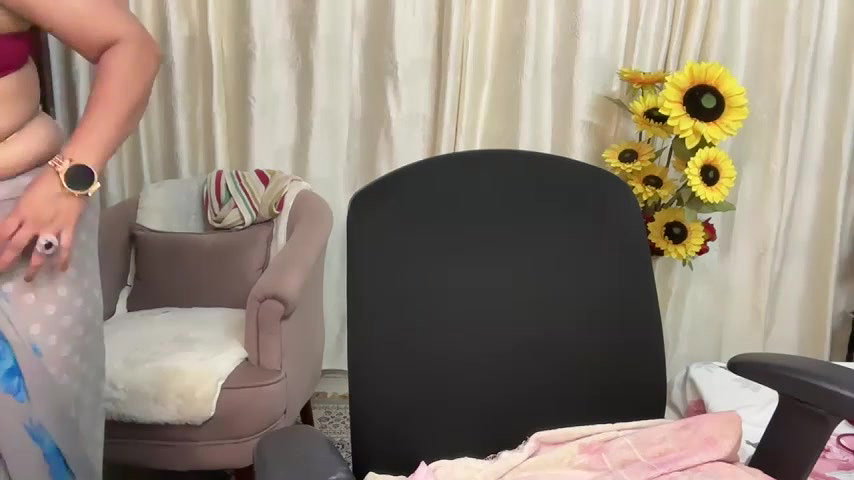 Stripchat-Public.Show-f-Mahimagic_doll-2025.03.18.115237