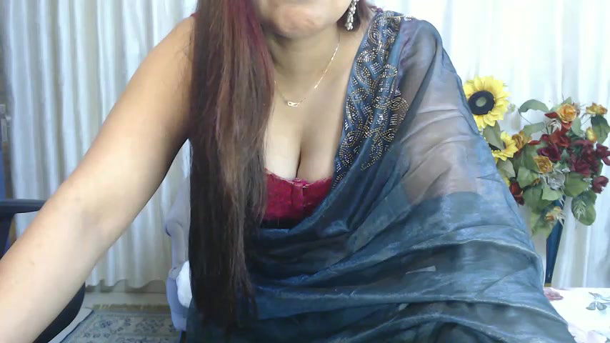 Stripchat-Public.Show-f-Mahimagic_doll-2025.03.19.082823