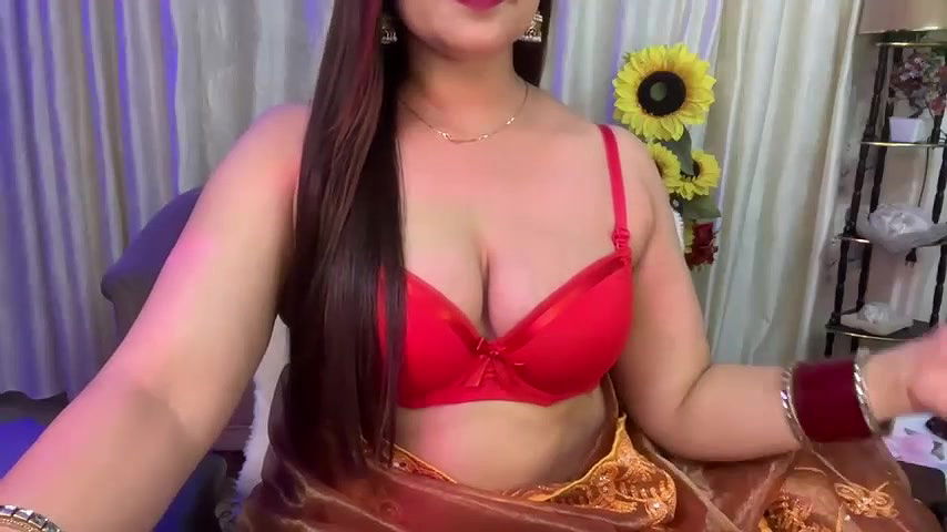 Stripchat-Public.Show-f-Mahimagic_doll-2025.03.27.092907