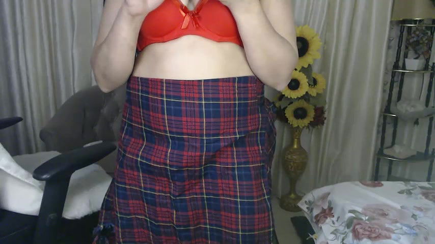 Stripchat-Public.Show-f-Mahimagic_doll-2025.03.27.131344