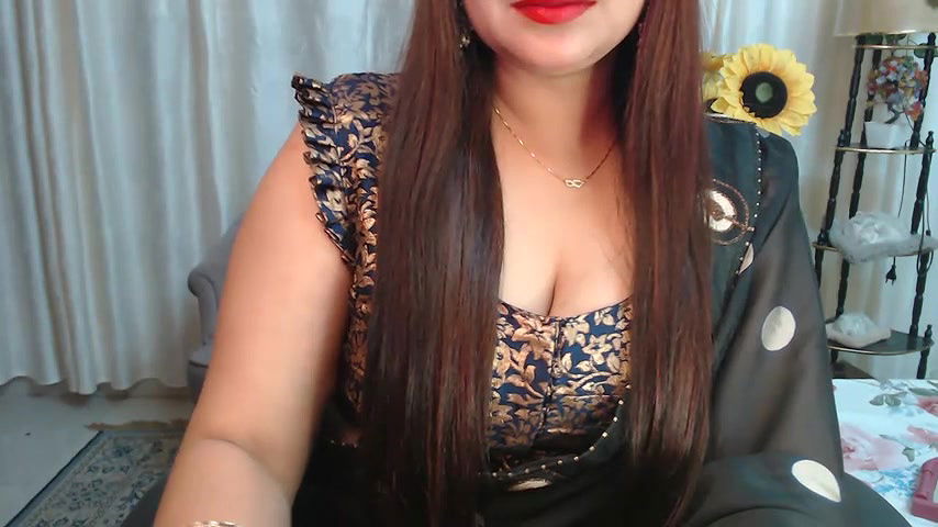 Stripchat-Public.Show-f-Mahimagic_doll-2025.03.28.173046