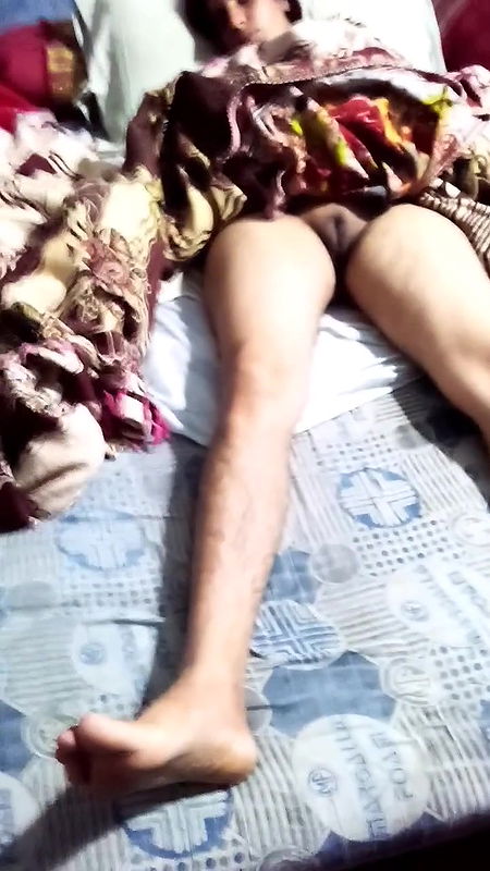 Paki anuty’s pussy