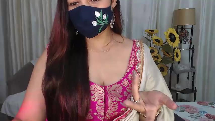 Stripchat-Public.Show-f-Mahimagic_doll-2025.04.08.105613