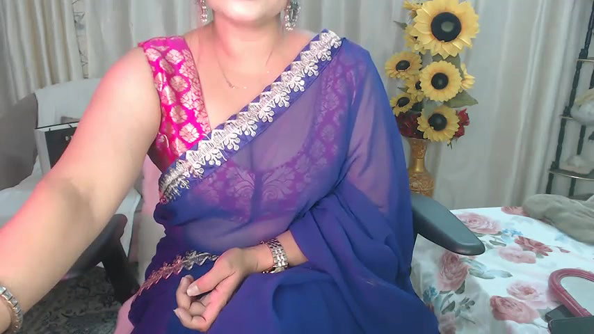 Stripchat-Public.Show-f-Mahimagic_doll-2025.04.16.180719