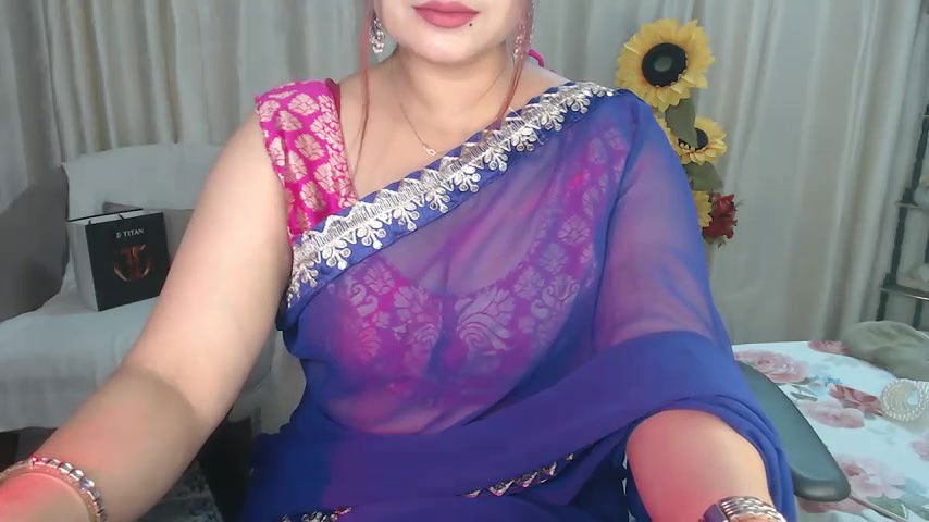 Stripchat-Public.Show-f-Mahimagic_doll-2025.04.16.204053