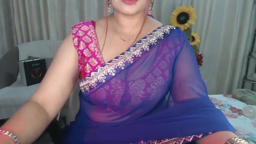 Stripchat-Public.Show-f-Mahimagic_doll-2025.04.16.204053