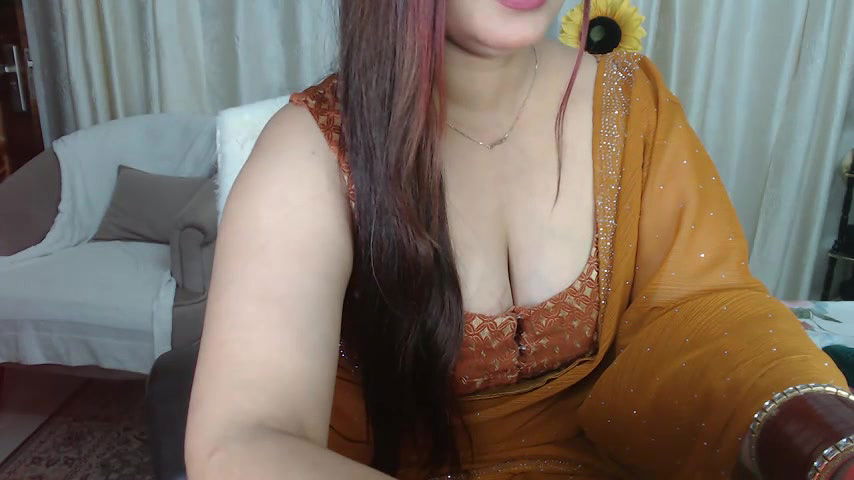 Stripchat-Public.Show-f-Mahimagic_doll-2025.04.22.175852