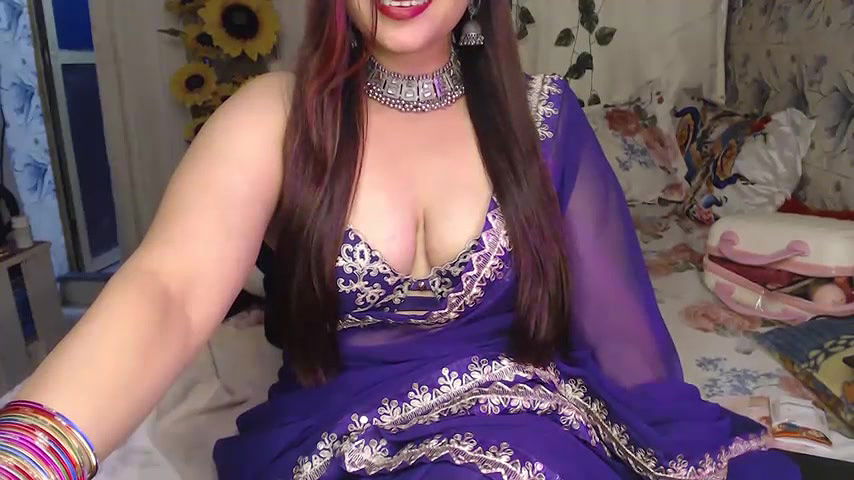 Stripchat-Public.Show-f-Mahimagic_doll-2025.04.26.012338