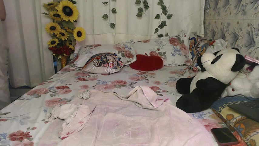 Stripchat-Public.Show-f-Mahimagic_doll-2025.04.26.191143