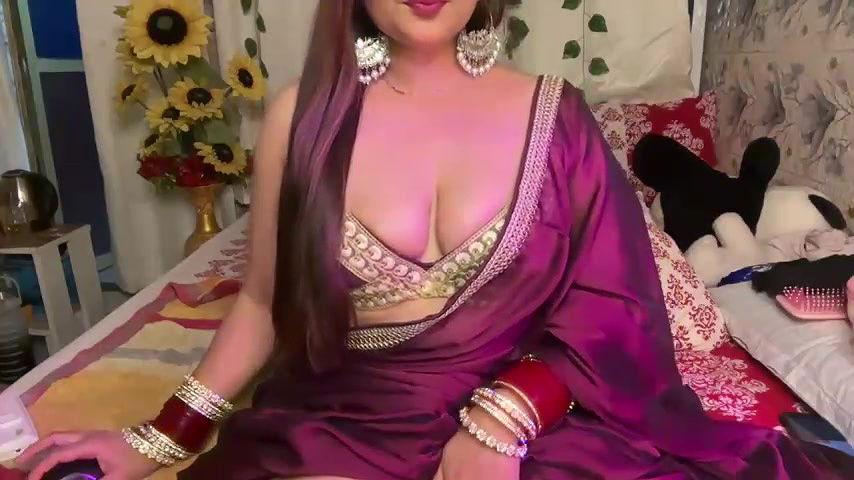 Stripchat-Public.Show-f-Mahimagic_doll-2025.05.03.225915