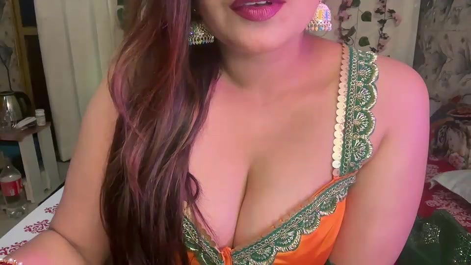 Stripchat-Public.Show-f-Mahimagic_doll-2025.05.19.160842