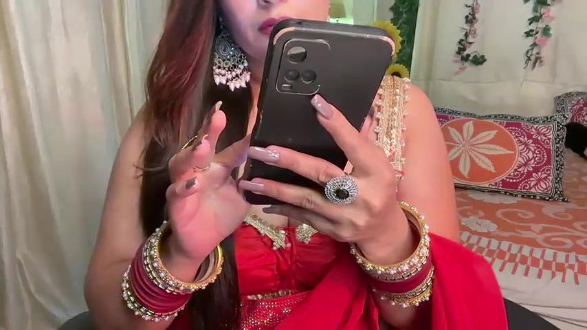 Stripchat-Public.Show-f-Mahimagic_doll-2025.06.18.152501