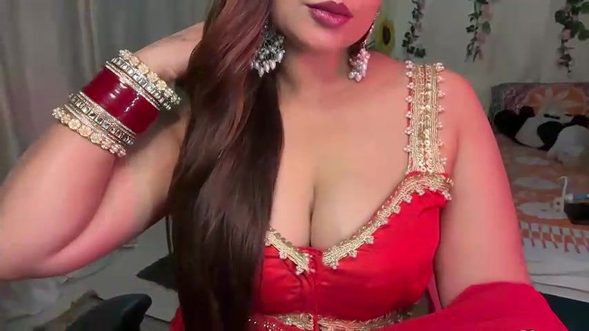 Stripchat-Public.Show-f-Mahimagic_doll-2025.06.18.200923