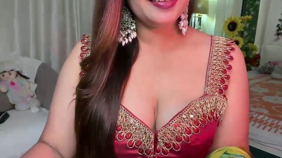 Stripchat-Public.Show-f-Mahimagic_doll-2025.06.23.114615