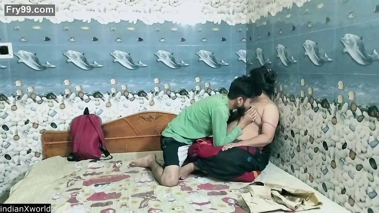 College Madam and Young Student Hot Sex at Private Tuition Time by indianXworld