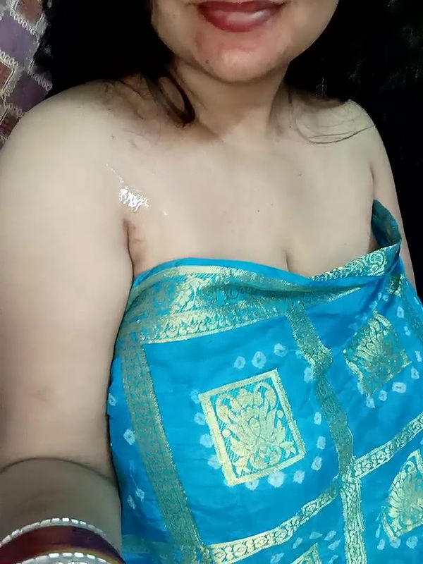 Stripchat-Public.Show-f-Navya_ji-2025.02.08.235021