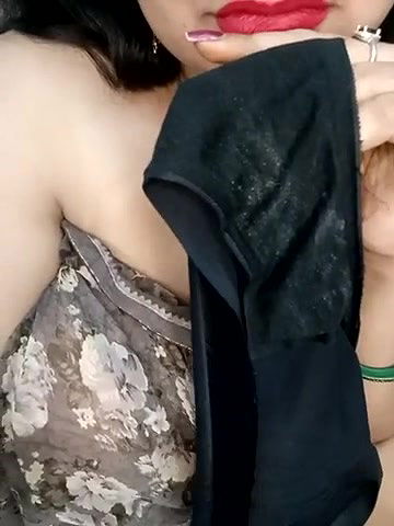 Stripchat-Public.Show-f-Navya_ji-2025.03.19.212429
