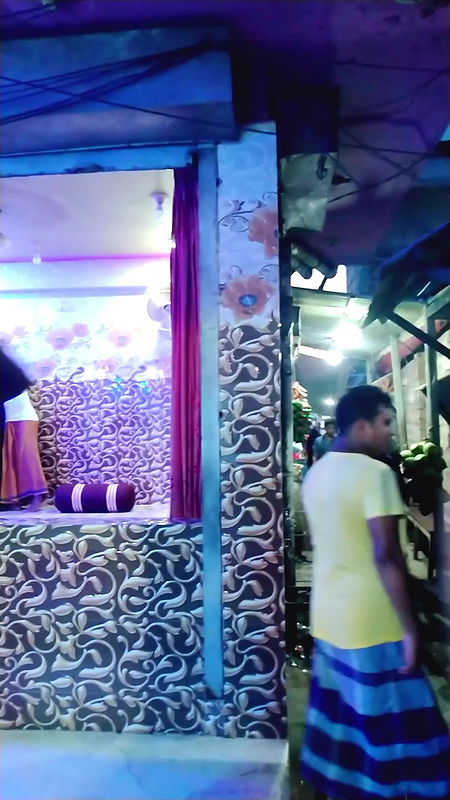 দৌলতদিয়া পল্লীর ভিতরে মেইন যায়গায় কি হয় দেখুন   Daulatdia New Video 2025