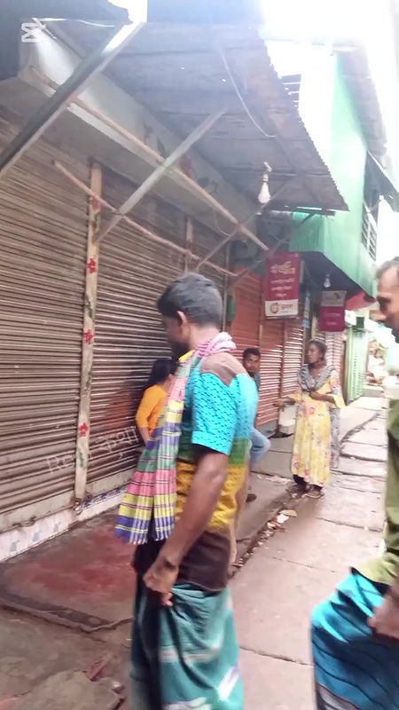 দৌলতদিয়া পল্লীতে কাজের জন্য সবাই অপেক্ষা করছে দেখুন   Daulatdia New Video 2025