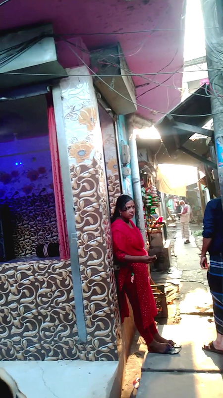 দৌলতদিয়া পল্লীতে সবাই কি করছে দেখুন   Daulatdia Para   Daulatdia New Video 2025