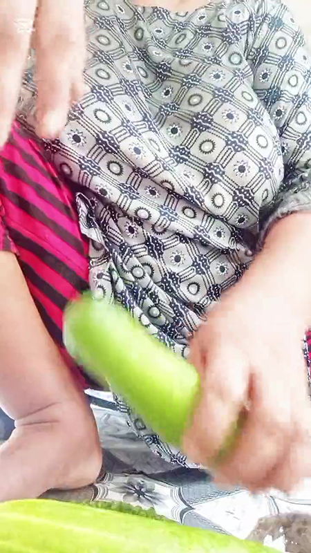 Sadia bhabhi is fucking at the cooking time