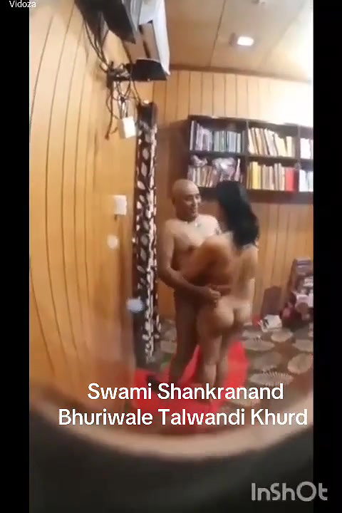 Tharki Swamiji Having Fun With Devotee