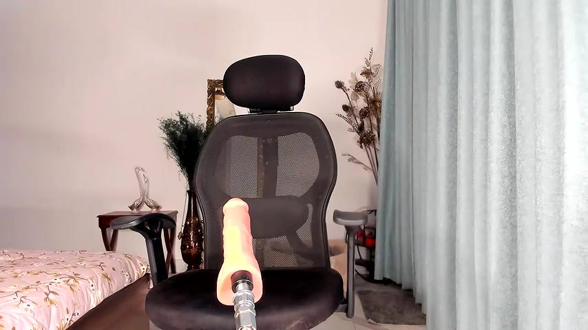 Stripchat-Public.Show-c-Bad_Girl_Kayra69-2025.02.22.220626