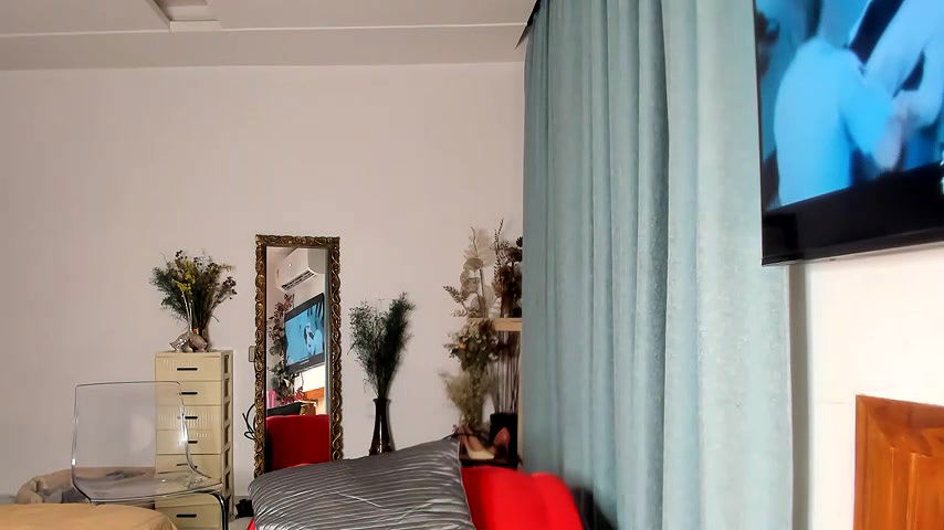 Stripchat-Public.Show-c-Bad_Girl_Kayra69-2025.04.19.214939