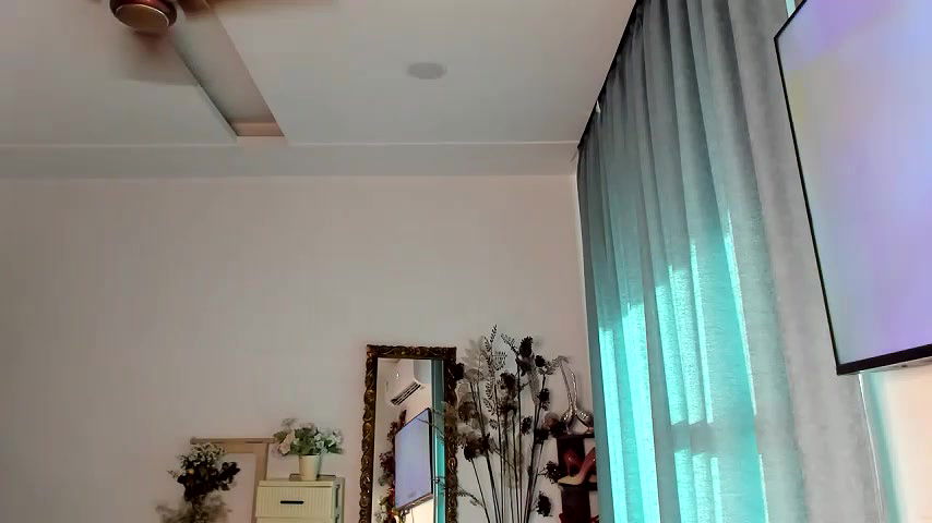 Stripchat-Public.Show-c-Bad_Girl_Kayra69-2025.04.26.013821