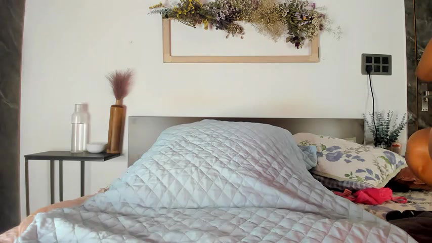 Stripchat-Public.Show-c-Bad_Girl_Kayra69-2025.06.17.183233