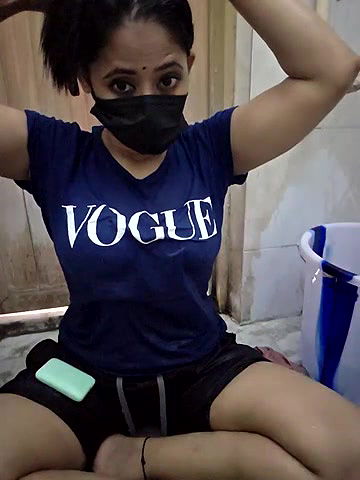 Stripchat-Public.Show-c-Hot_honey77-2025.04.17.035516