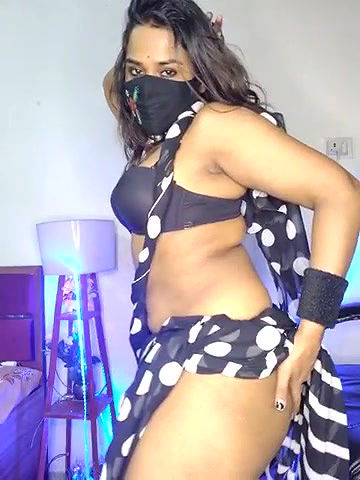 Stripchat-Public.Show-f-Black-Pearll-2025.02.17.171326