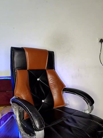 Stripchat-Public.Show-f-Black-Pearll-2025.02.28.181628