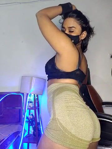 Stripchat-Public.Show-f-Black-Pearll-2025.03.03.180210