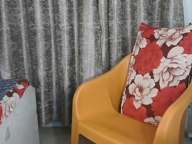 Stripchat-Public.Show-f-Cupid_of_Hearts-2025.03.24.185122