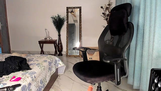 Stripchat-Public.Show-c-Bad_Girl_Kayra69-2025.01.30.204618