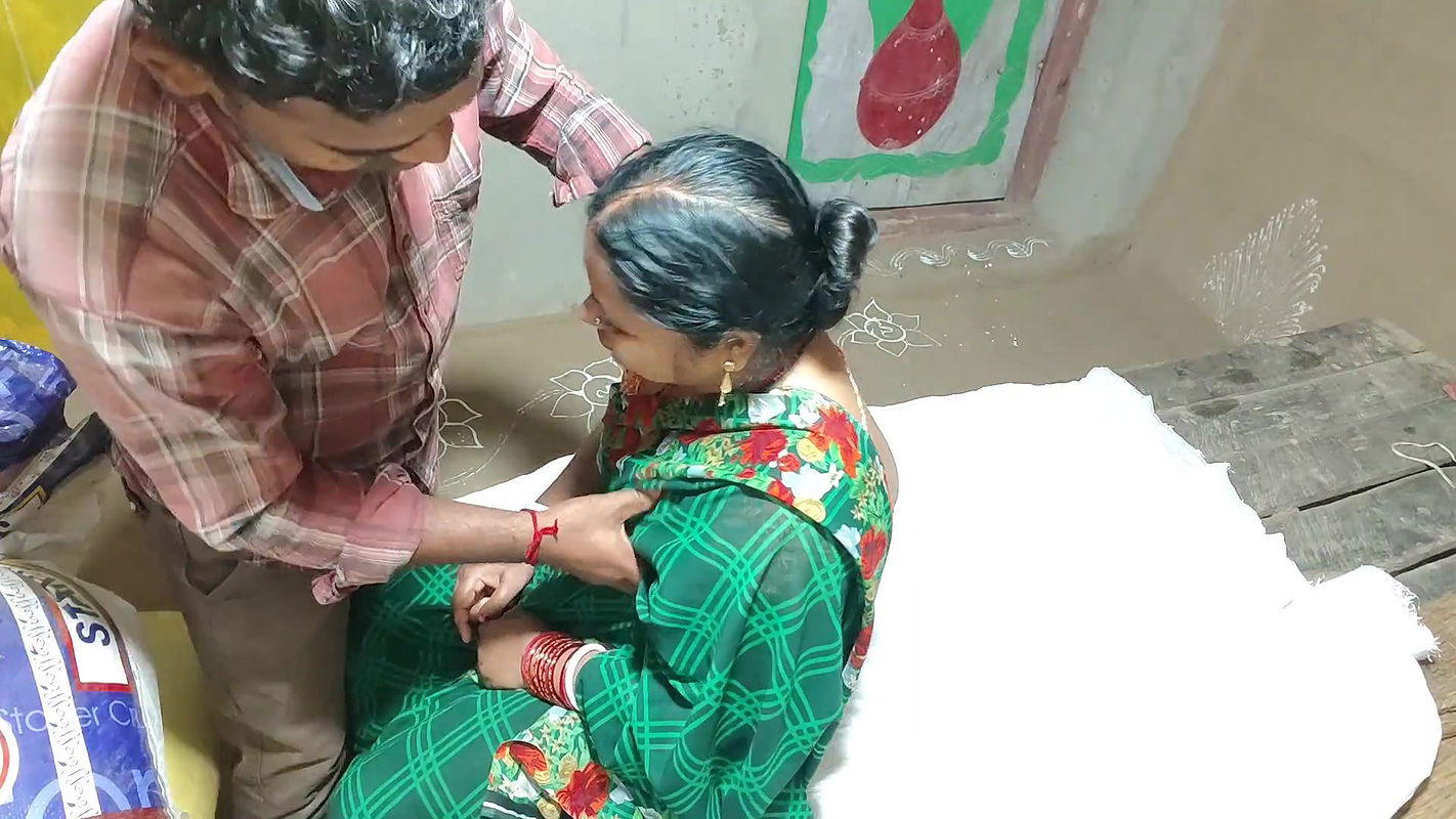 Seeing the Maid Alone, the Master Stripped Her and Fucked Her.