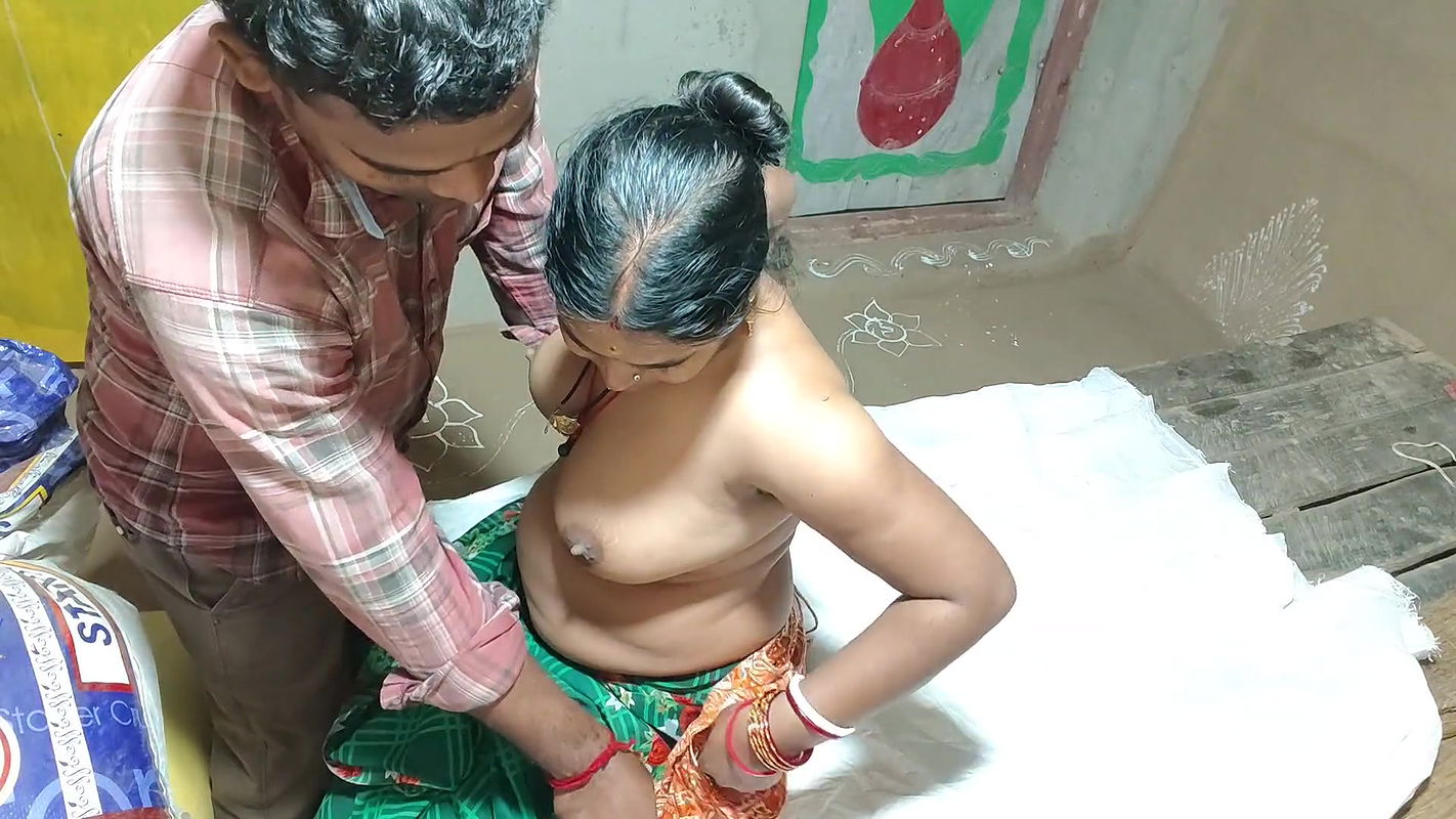 Seeing the Maid Alone, the Master Stripped Her and Fucked Her.