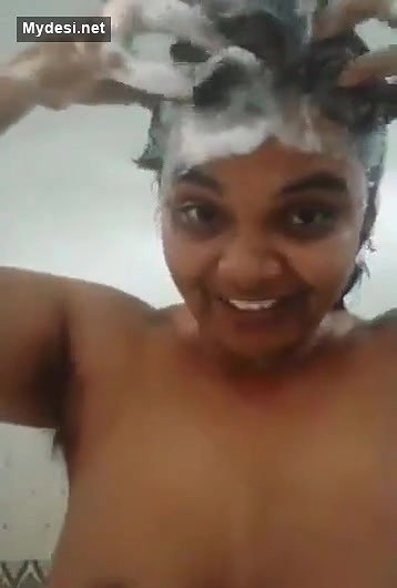 Desi sexy bhabi nude bath
