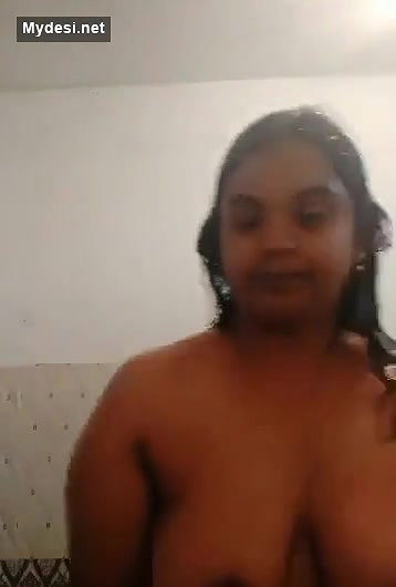 Desi sexy bhabi nude bath