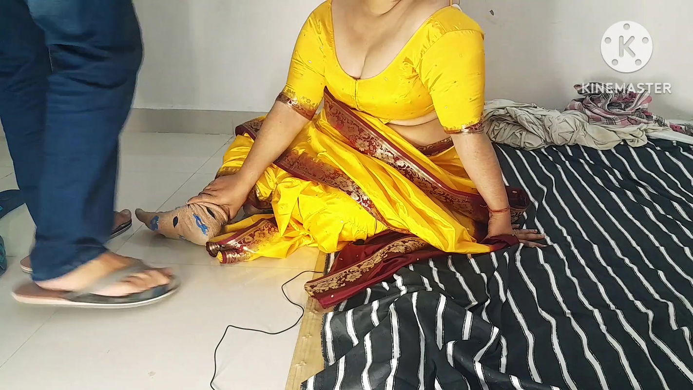 Clever Devar Fuck Hot Bhabhi in Hindi Audio.