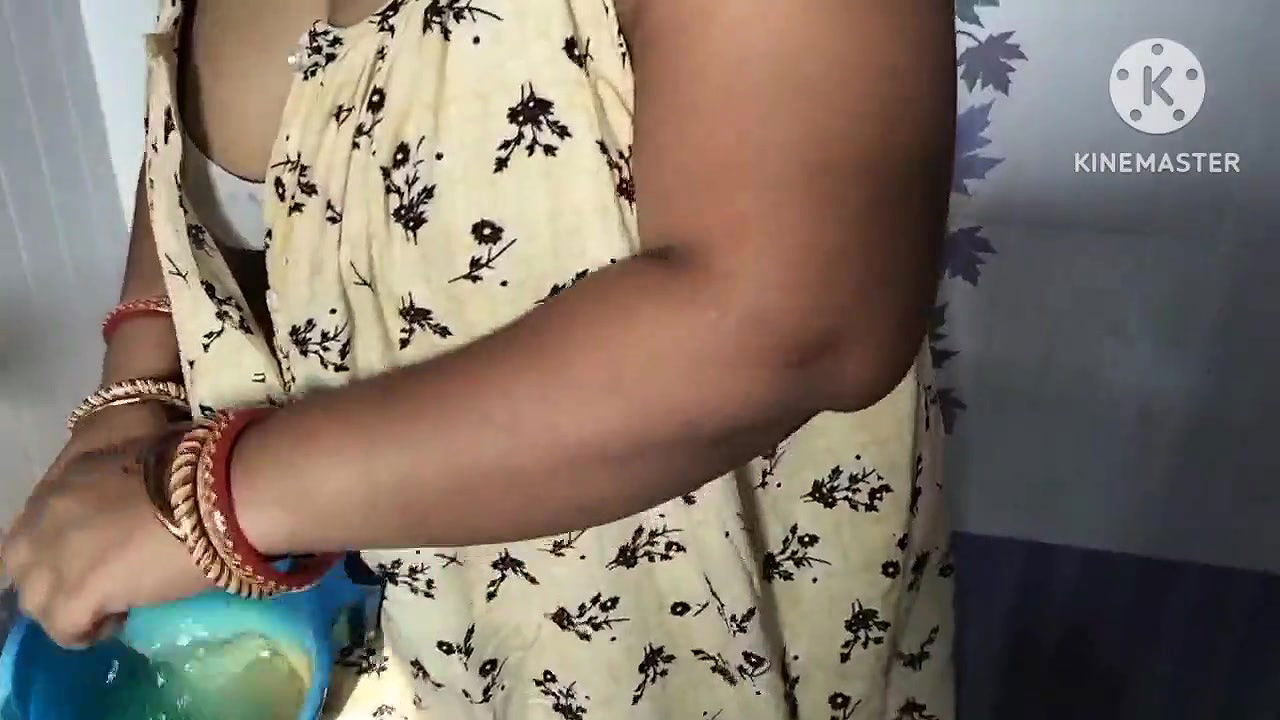 Payal Taking Shower in Her Birthroom in Nude Situations.veri Big Ass