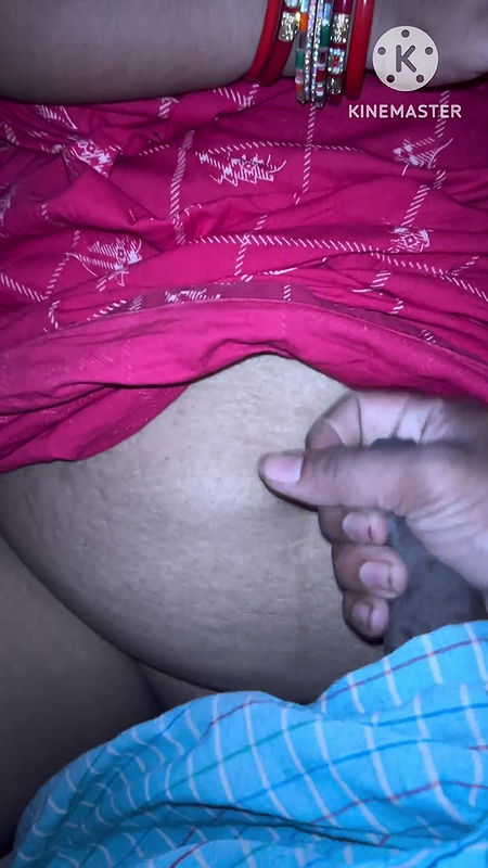 Entered the Neighbor Auntys House and Had a Lot of Sex