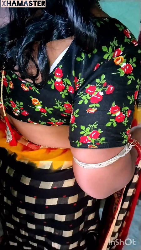 Indian Aunty Payal Changing Her Saree