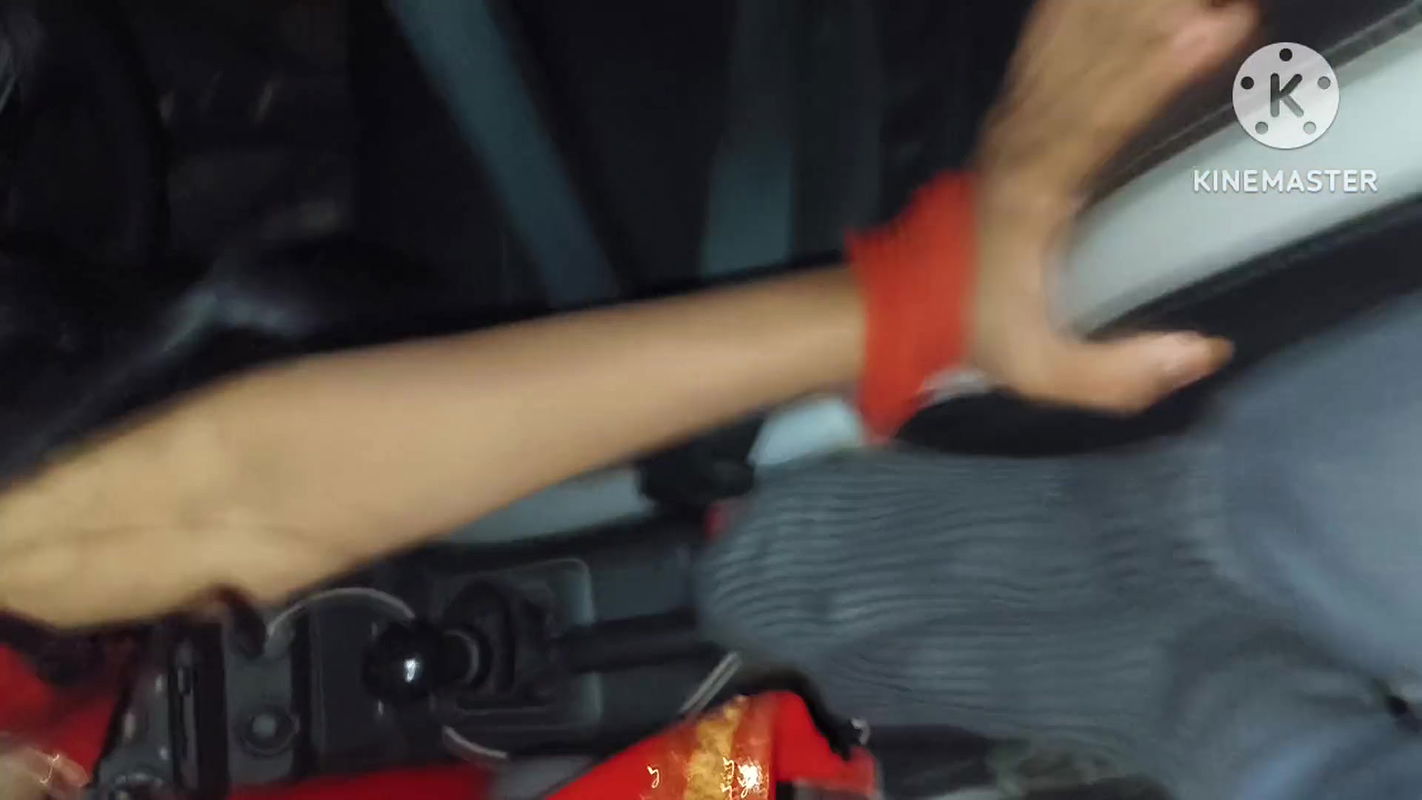 Boyfriend Fuck Me in Car When We Are Meet First Time in After Marriage